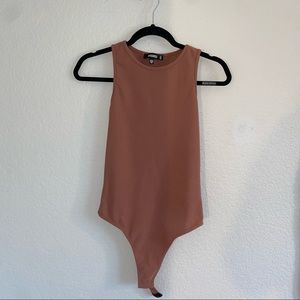 MISSGUIDED HIGH NECK BODYSUIT